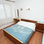 公寓 With A Parking Space Starigrad, Paklenica - 6527