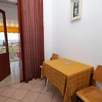 With A Parking Space Starigrad, Paklenica - 6527 Starigrad Paklenica