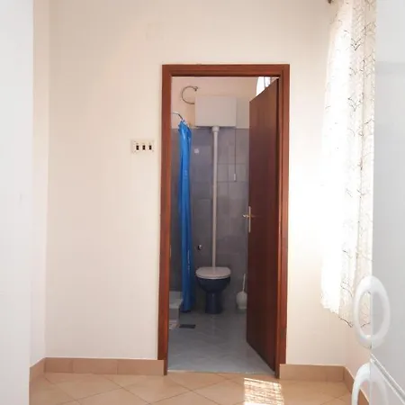 With A Parking Space Starigrad, Paklenica - 6527 Starigrad Paklenica