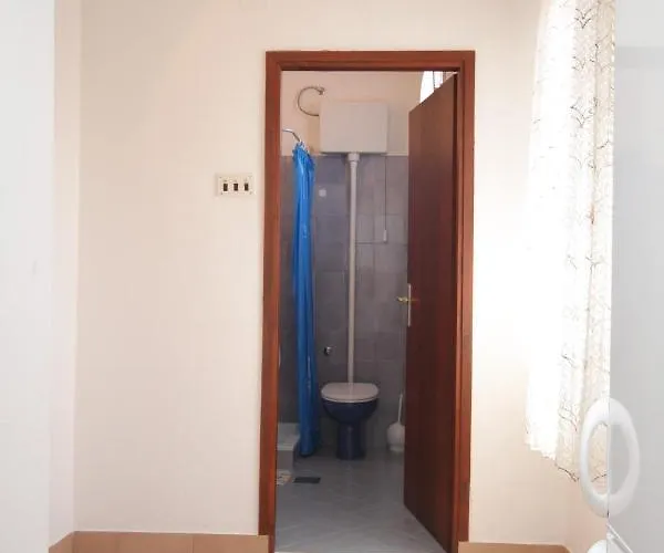 With A Parking Space Starigrad, Paklenica - 6527 Starigrad Paklenica